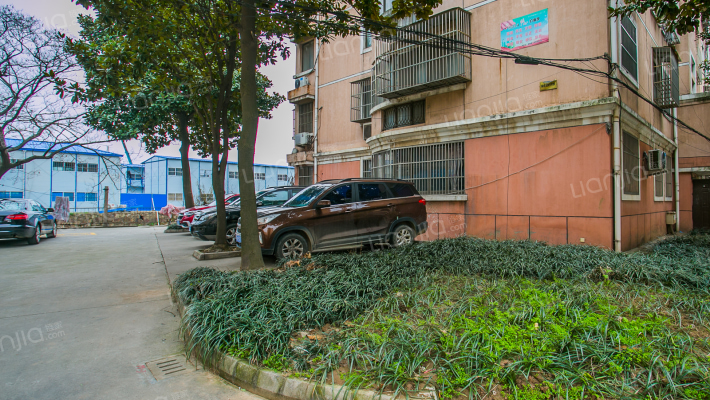 城建花园外景图