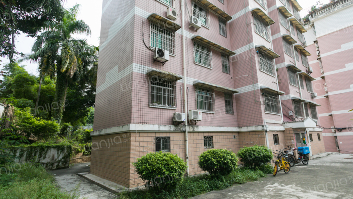 警备区小区外景图