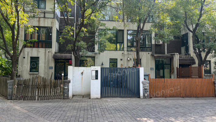 半岛蓝湾天睐园外景图