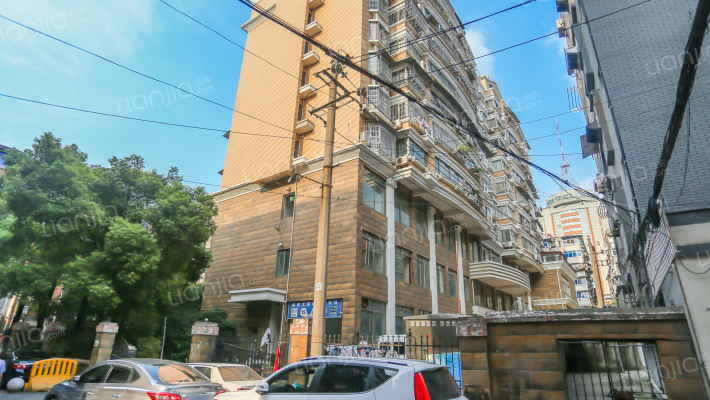 福辉大厦外景图