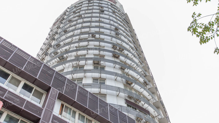 中力企业大厦外景图