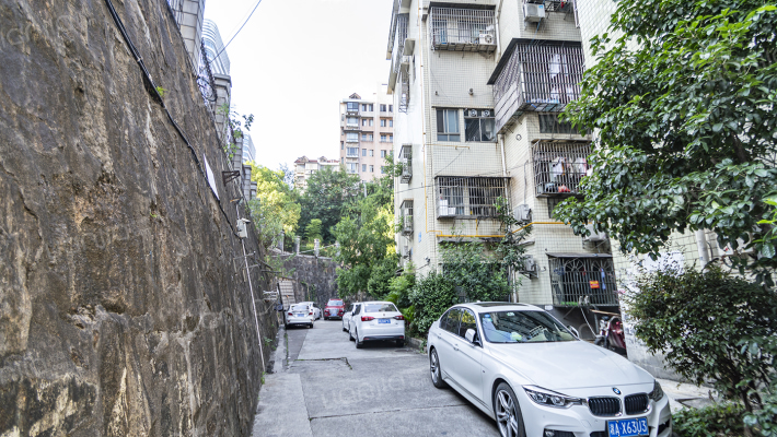 莲花小区外景图