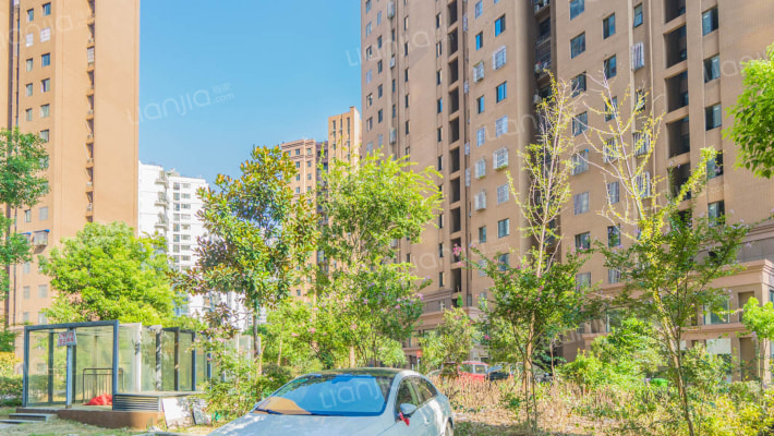 临泉花苑外景图