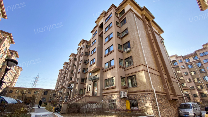 满融首府外景图