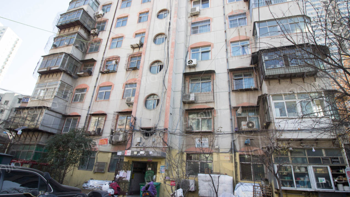 新圃西街144号院外景图