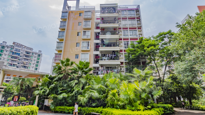 美地花园城外景图