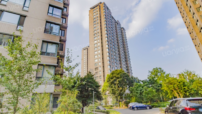 里仁花园三期外景图