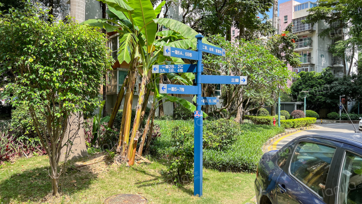 世纪春城一期外景图