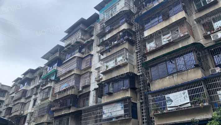 商家小区外景图