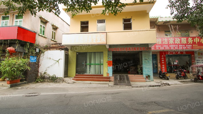 圩仔环镇路外景图