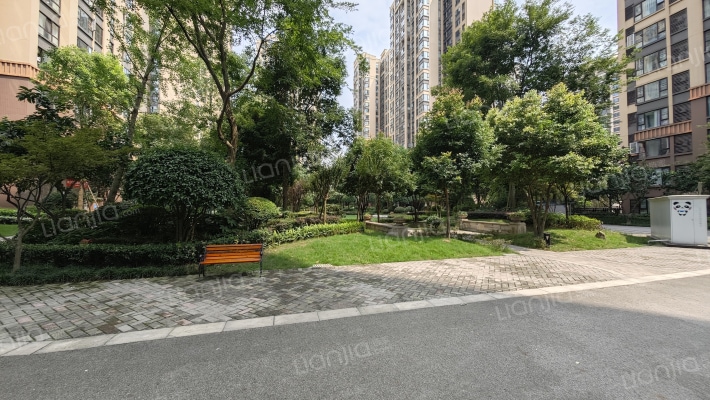 锦汇城B区外景图