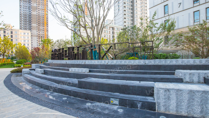 光谷创新天地1期外景图