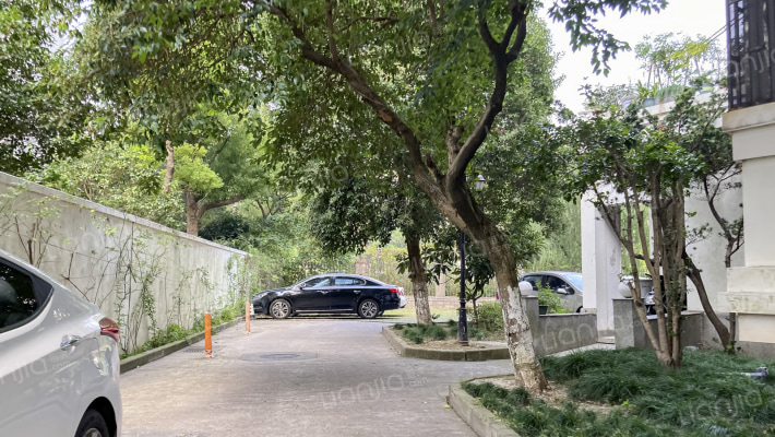 今达花园外景图