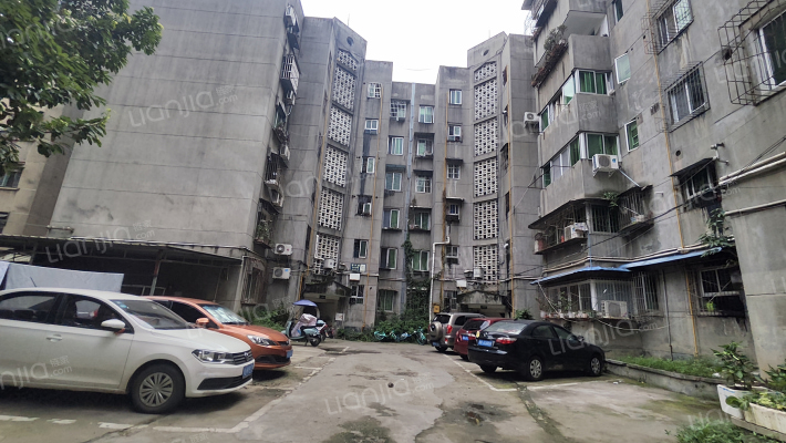 青平街144号外景图