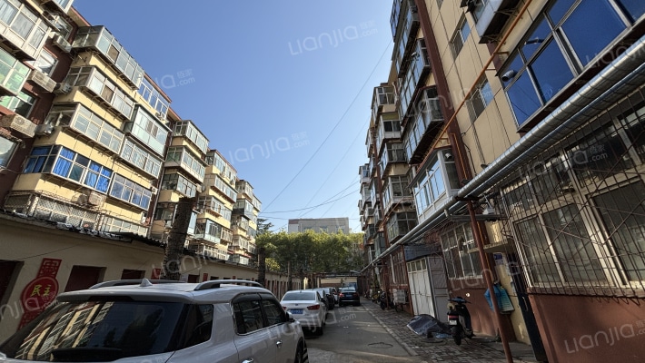 道桥宿舍外景图