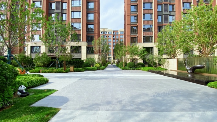 大华国展公园世家华景园外景图