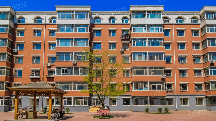 锦江花园三区外景图