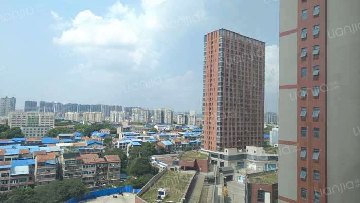 健龙果岭公元二期外景图