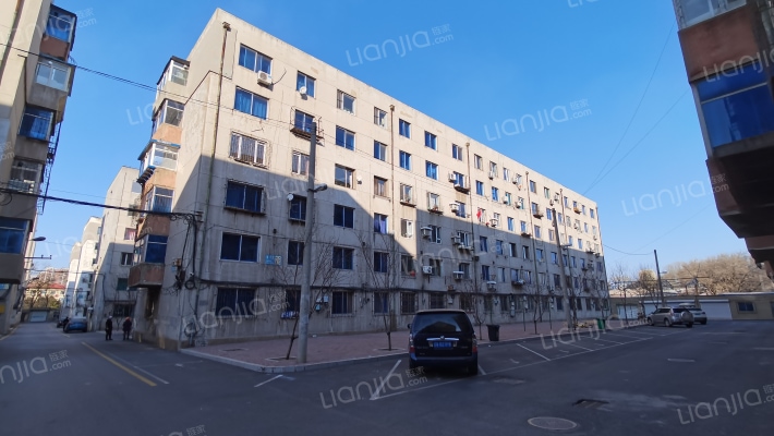 鸿源小区外景图