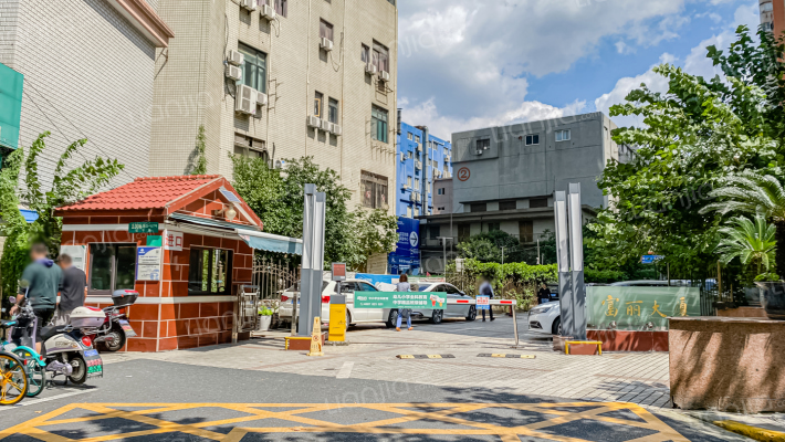 富丽花苑外景图