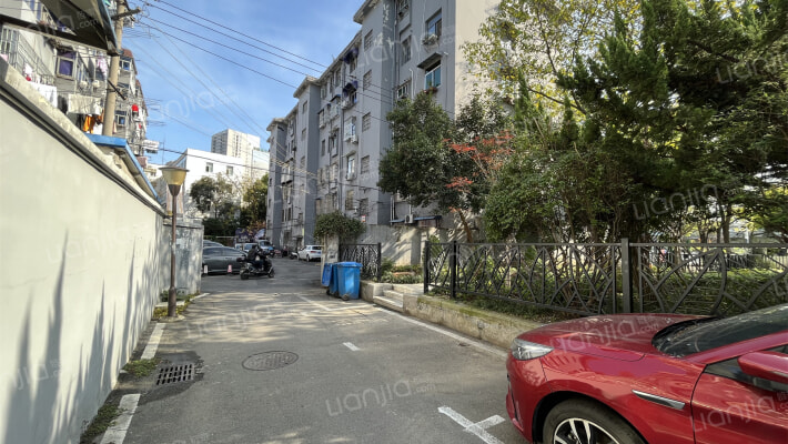 交警二大队宿舍外景图