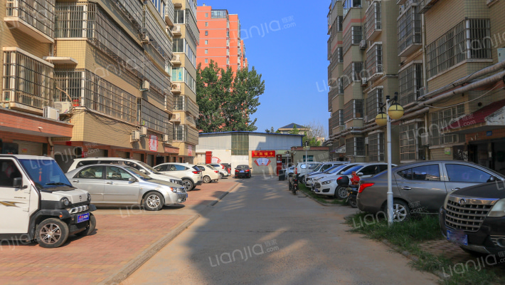 新园胡同外景图