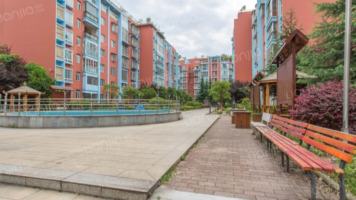 岭秀阳光外景图