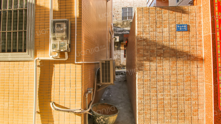 环山中路1街11号外景图