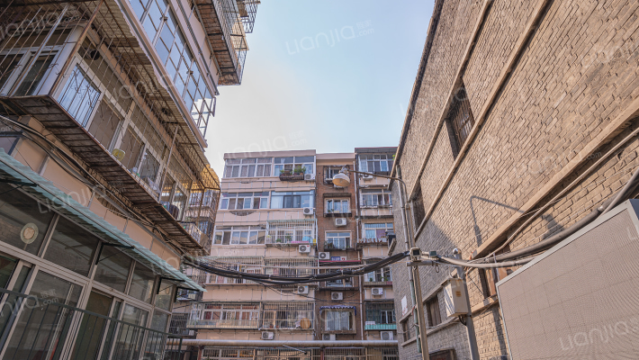 慎兴南里外景图