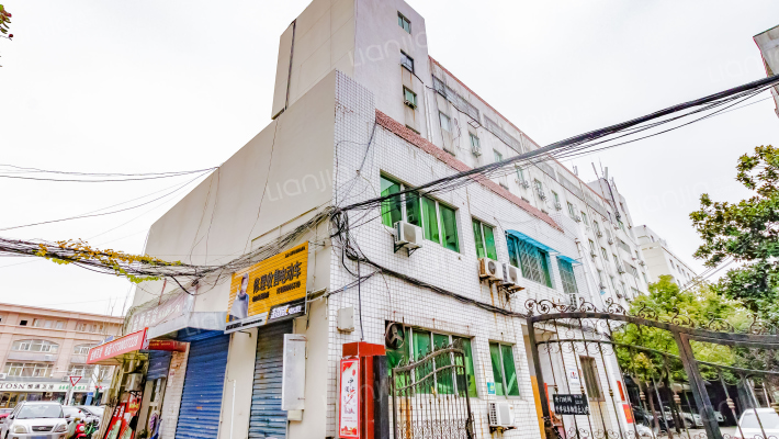 国土大厦宿舍外景图