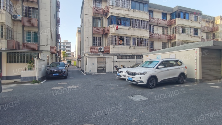 航南公寓外景图