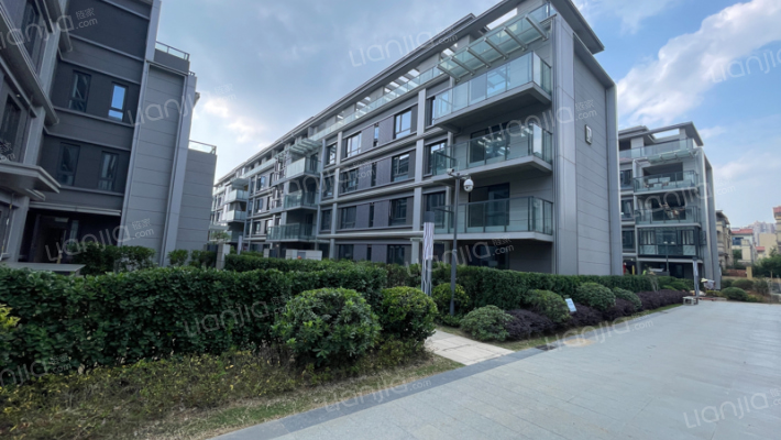 城投光谷香恋外景图