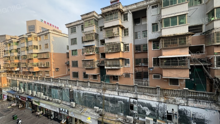 澳马商业步行街外景图