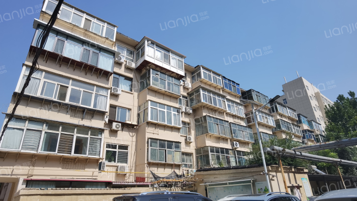 市庄路商贸学校宿舍外景图