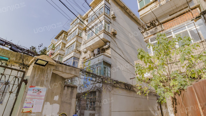 安庆路172号外景图