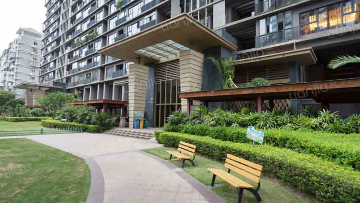 万科金域蓝湾二期外景图