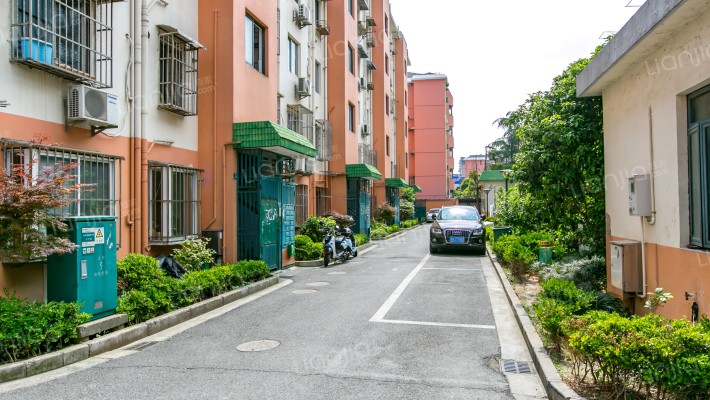 芳华路188弄外景图