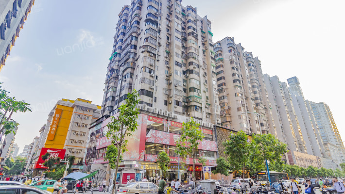 花园大厦外景图