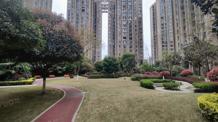 紫御熙庭外景图