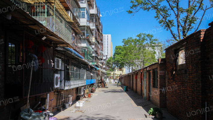 平和公寓外景图