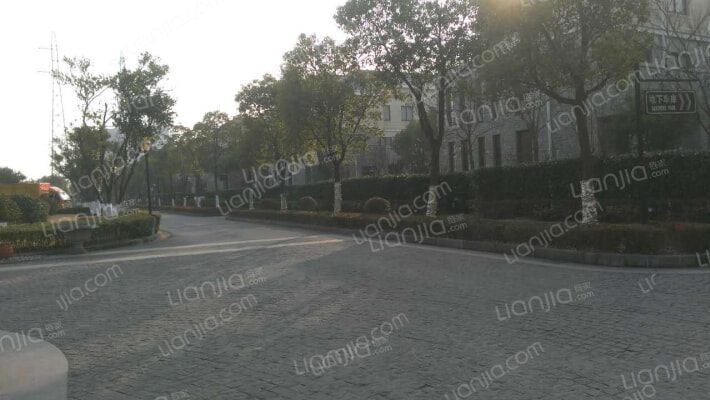 枫丹白露别墅外景图