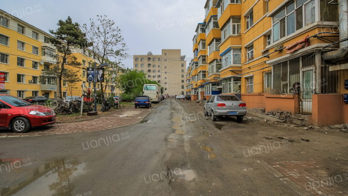 一汽30A街区外景图