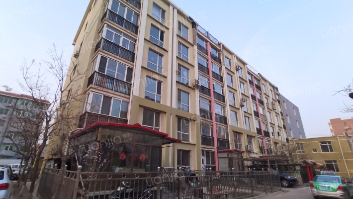 湖畔新城D区外景图