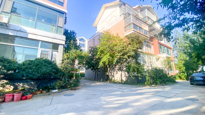 红石华府外景图