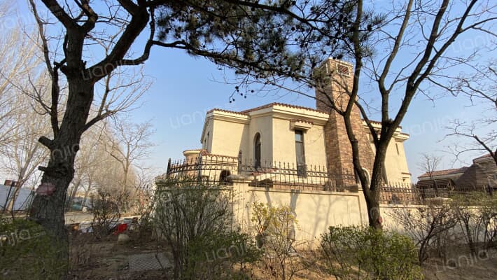 漫步地中海外景图