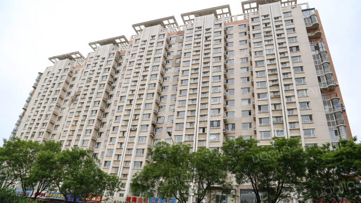 叠翠花香外景图