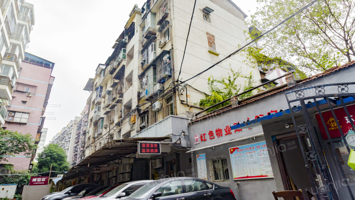 花楼宿舍外景图