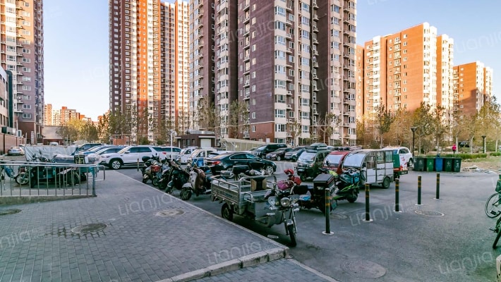 方庄南路18号院外景图