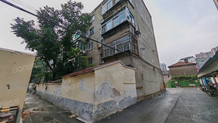 历山路47号外景图