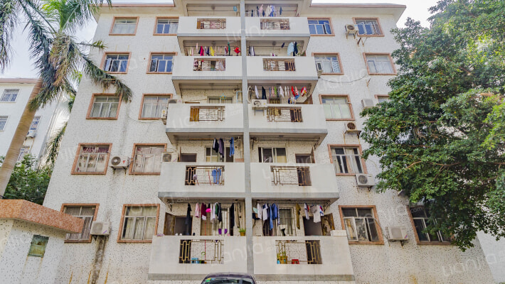 政府周转房外景图